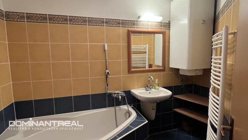 REZERVOVANÉ! 2-izb. apartmán na Donovaloch - výborná poloha pri zjazdovkách