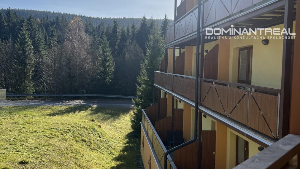2-izb. apartmán na Donovaloch - výborná poloha pri zjazdovkách
