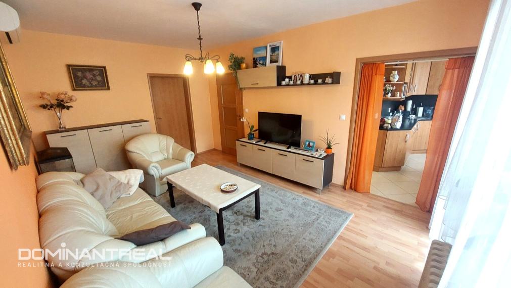 REZERVOVANÉ ....Pekný 3-izb. byt s lodžiou- Ovsište ul. Medveďovej