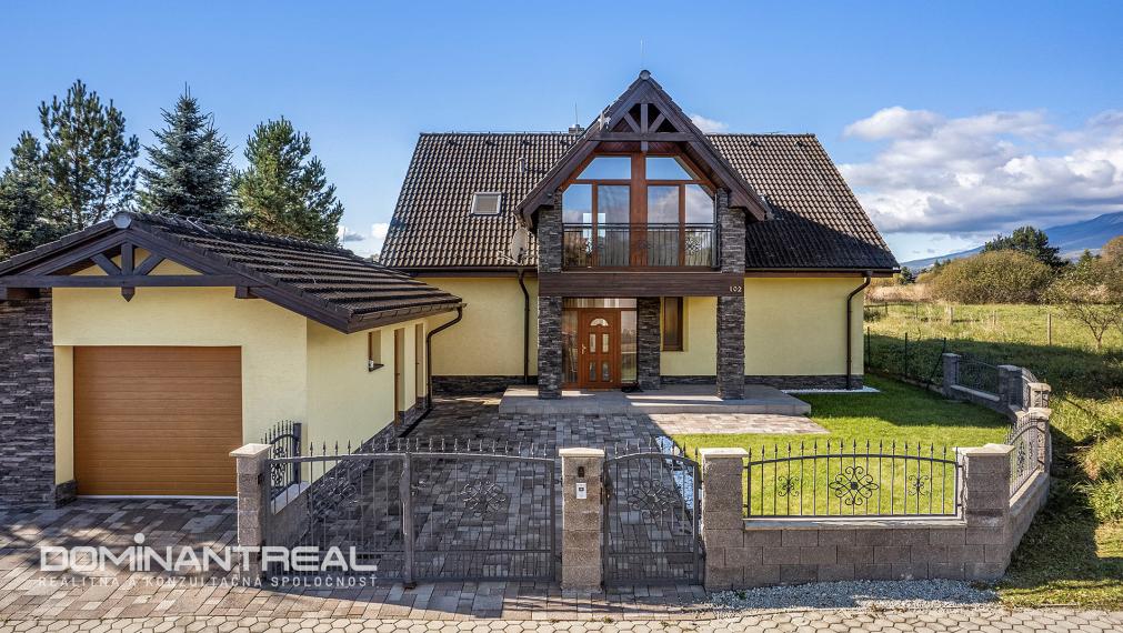 Krásny rodinný dom s výhľadom na Tatry – Veľká Lomnica