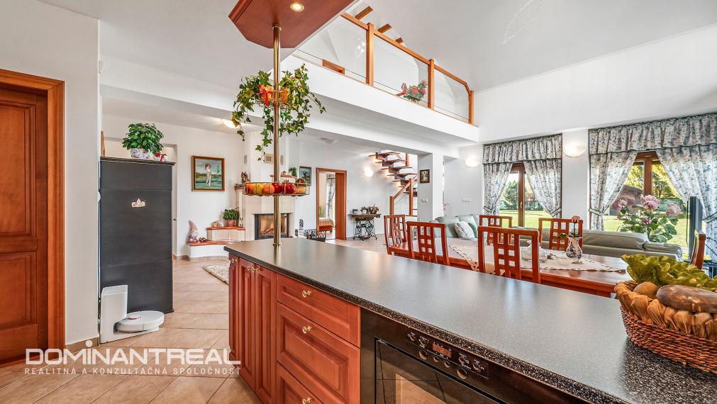 Krásny rodinný dom s výhľadom na Tatry – Veľká Lomnica