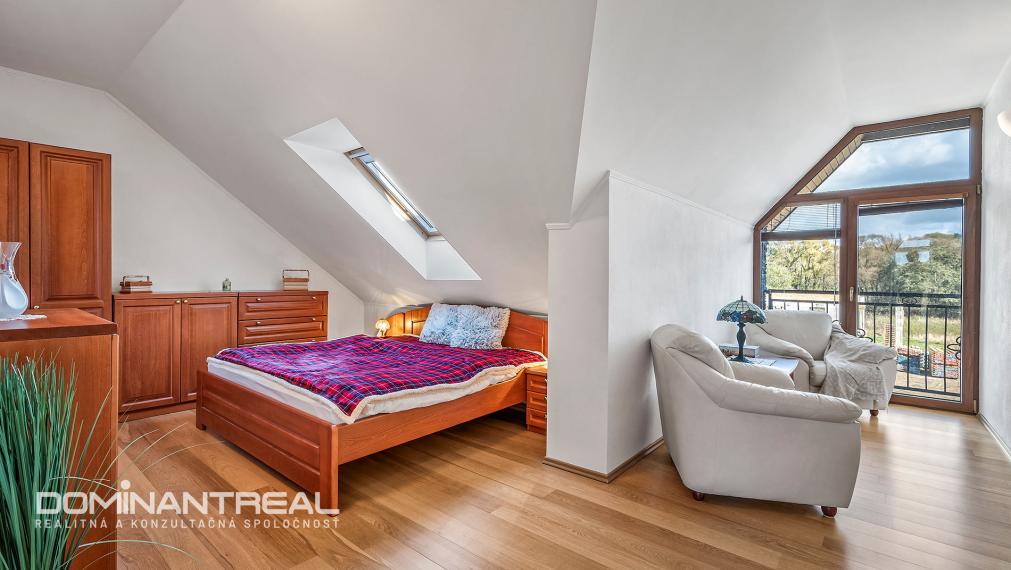 Krásny rodinný dom s výhľadom na Tatry – Veľká Lomnica