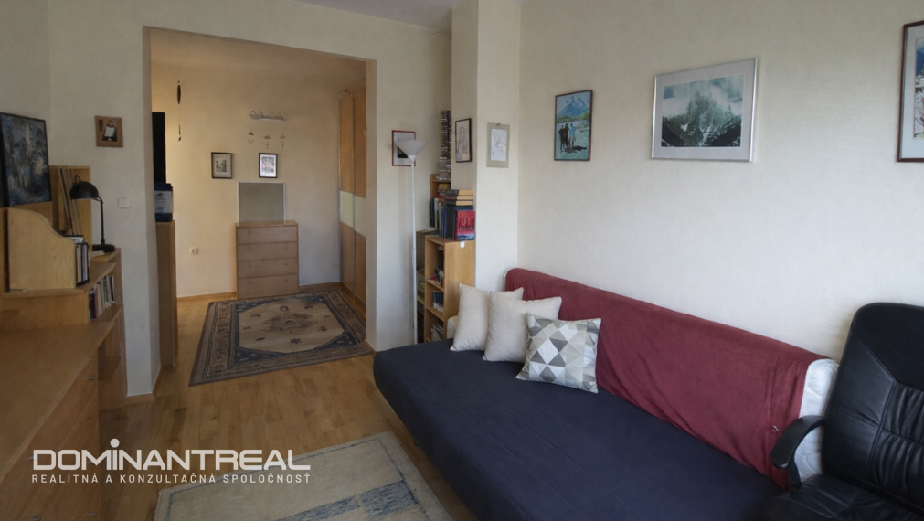 DOMINANT REAL - Priestranný rodinný dom s prístavbou a samostatným bytom – Rusovce