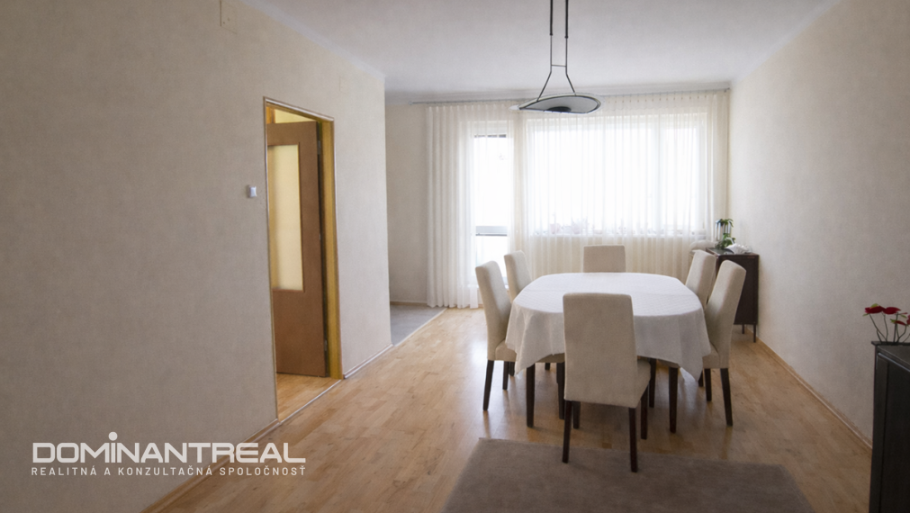 DOMINANT REAL - Priestranný rodinný dom s prístavbou a samostatným bytom – Rusovce