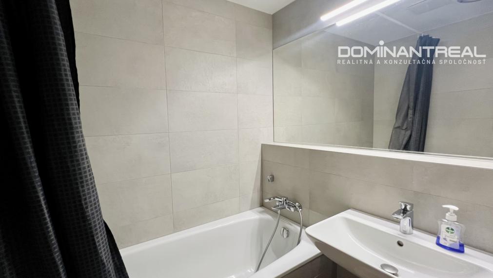 PRENAJATÉ! Dominant Real-Prenájom 2-izb. byt s lodžiou