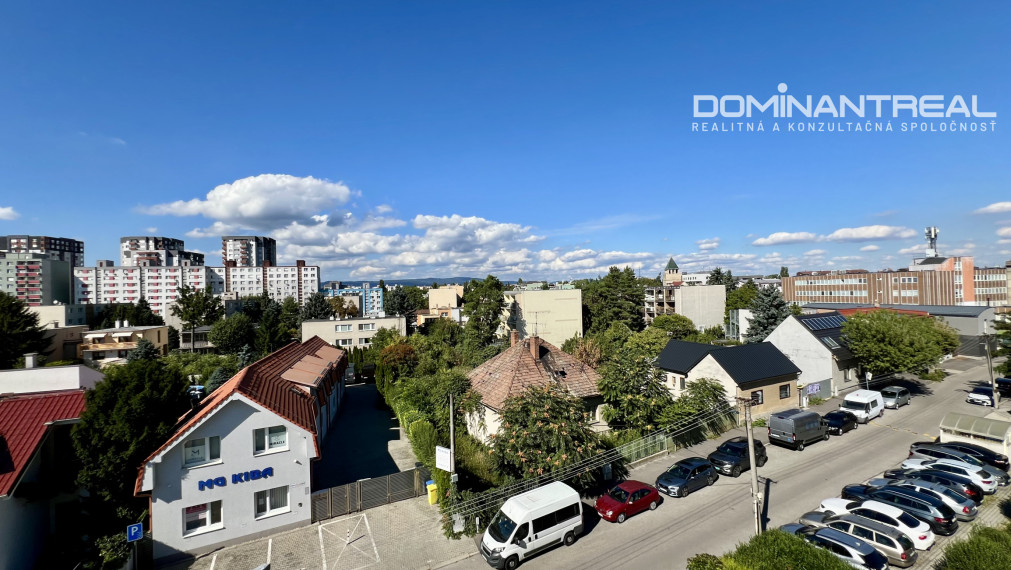 Dominant Real-prenájom 3-izb. mezonet v kondomíniu