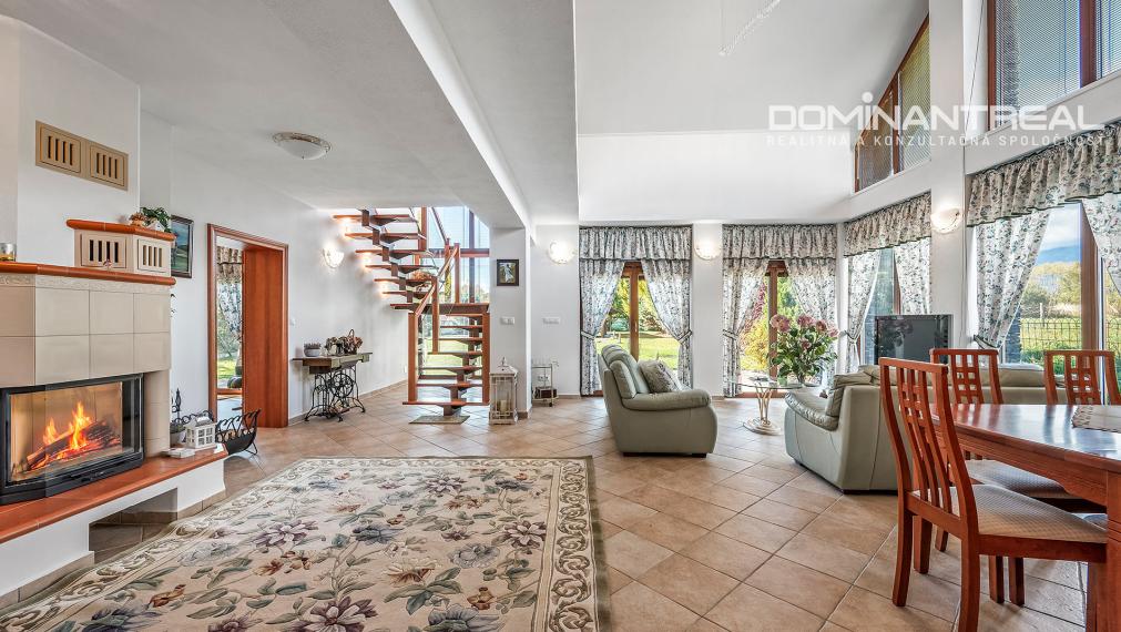 Krásny rodinný dom s výhľadom na Tatry – Veľká Lomnica