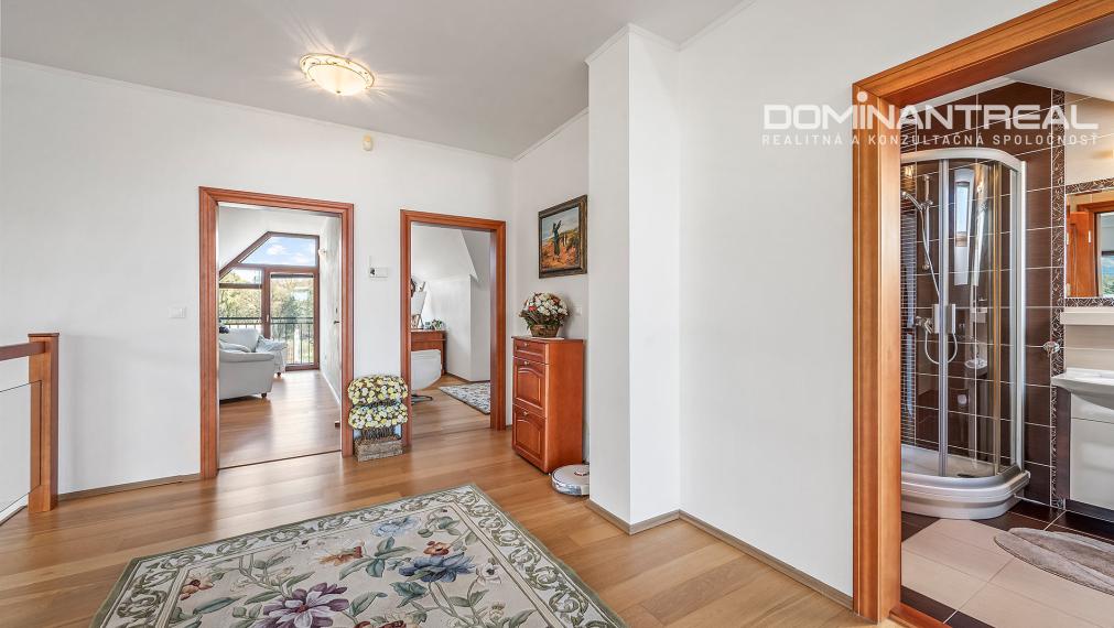 Krásny rodinný dom s výhľadom na Tatry – Veľká Lomnica