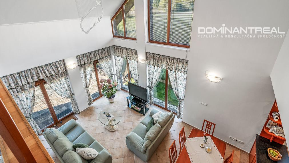 Krásny rodinný dom s výhľadom na Tatry – Veľká Lomnica