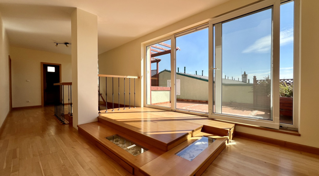 Dominant Real-prenájom 3-izb. mezonet v kondomíniu