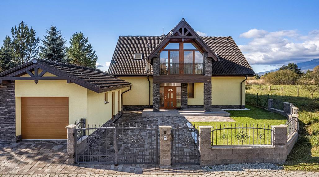 DOMINANT REAL - Krásny rodinný dom s výhľadom na Tatry – Veľká Lomnica