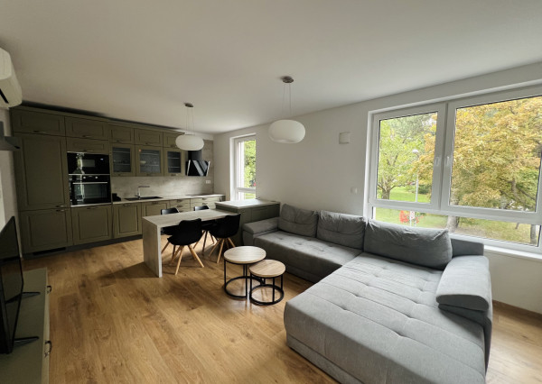 PRENAJATÉ! Dominant Real-Prenájom 2-izb. byt s lodžiou