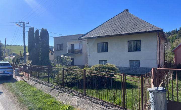 PREDAJ! Rodinný dom na veľkom pozemku v obci Ortuťová - fotografia 2