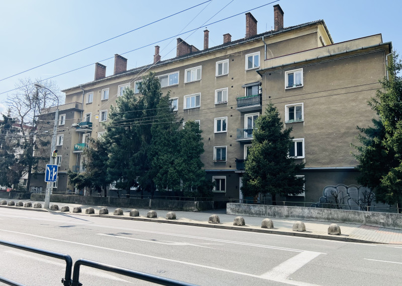 PREDANÉ! Priestranný 3-izbový byt na Miletičovej ulici