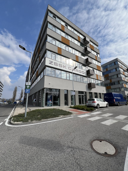 PREDAJ Obchodného priestoru v objekte Omnia Business Center